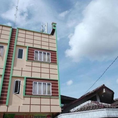 Guest House Taman Sari Syariah Pekanbaru Kültér fotó
